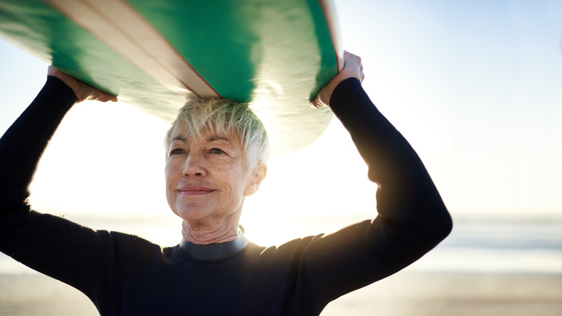 woman with surfing borad
